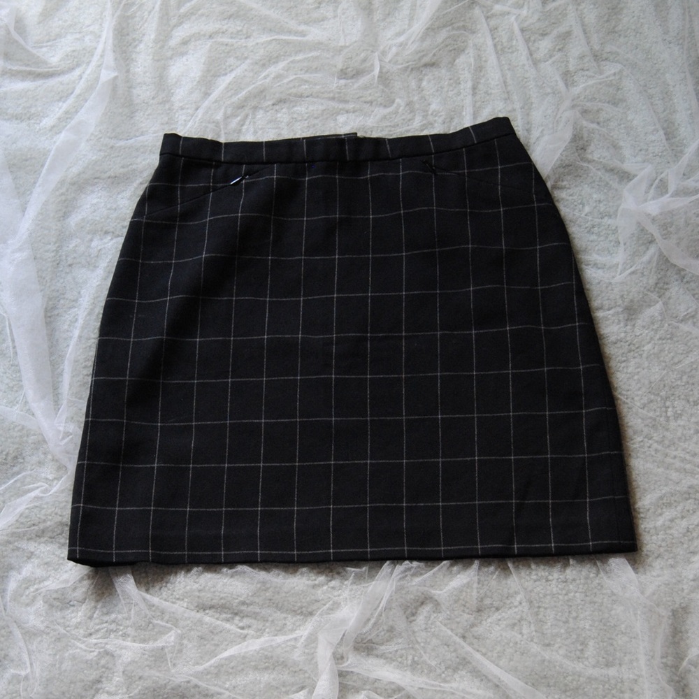 Black with White box print mini skirt